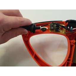 Замена шнура питания Black and Decker WP900
